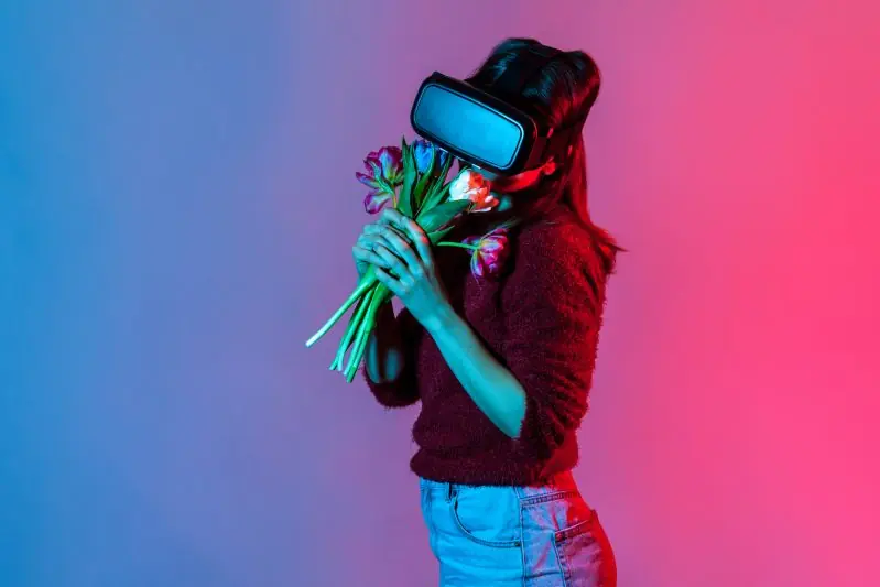 bring the fragrance experience to online shoppers